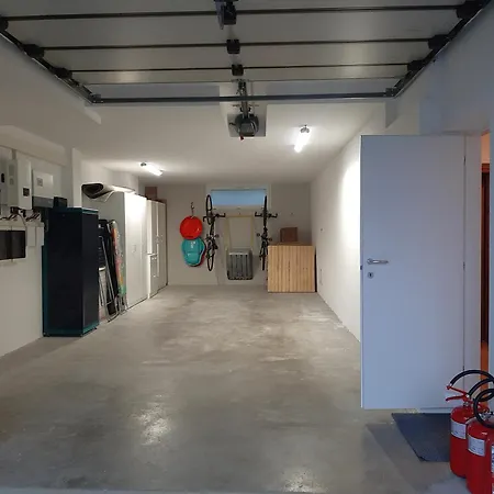House Martina Perfect Retreat For Bikers Garage 別荘 *