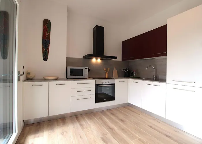 House Martina Perfect Retreat For Bikers Garage Дом отдыха