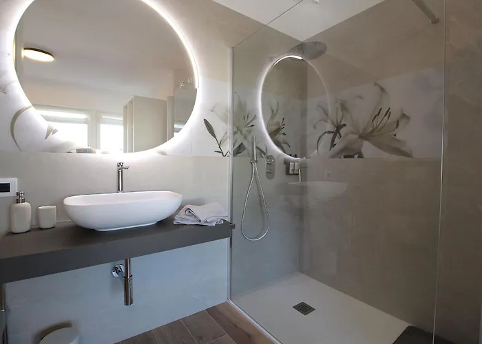 Дом отдыха House Martina Perfect Retreat For Bikers Garage *