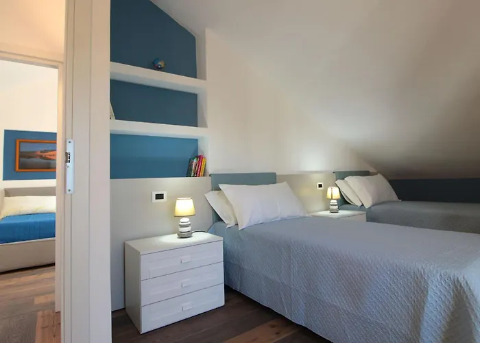 House Martina Perfect Retreat For Bikers Garage Дом отдыха Limana